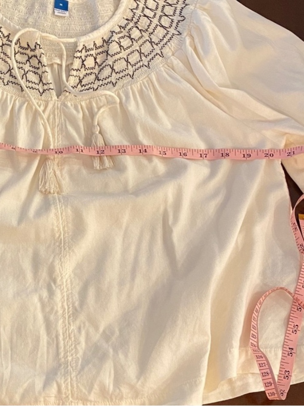 Old Navy Ivory Black Embroidered Boho Peasant Blouse Medium - Picture 9 of 10